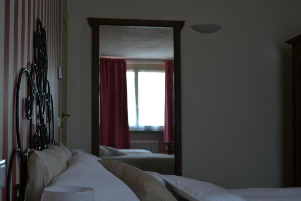 Agriturismo Costa Dei Platani Acqui Terme Zimmer foto