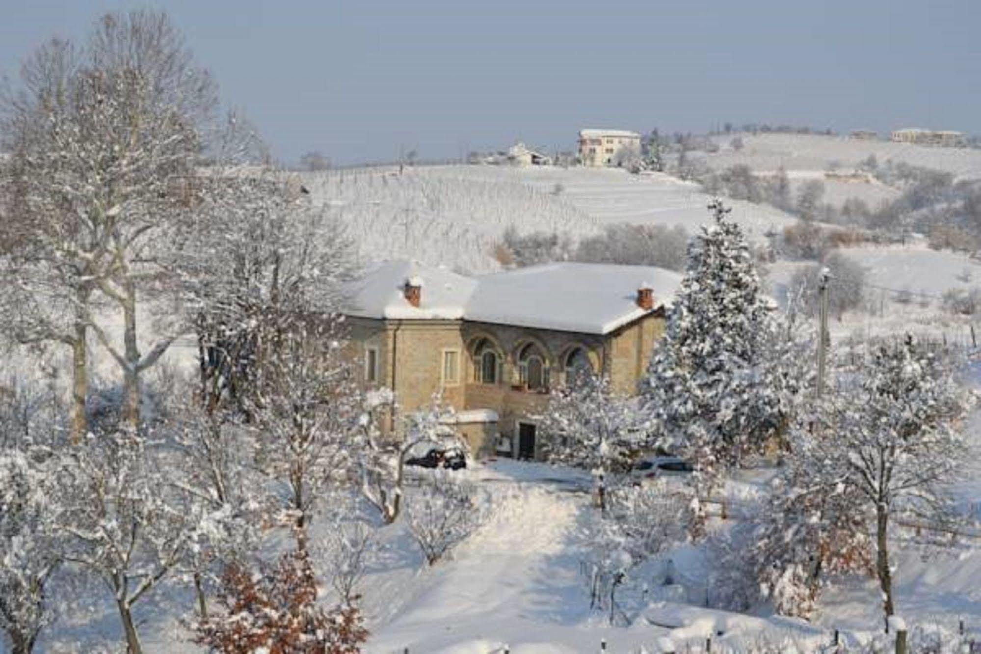 Agriturismo Costa Dei Platani Acqui Terme Exterior foto
