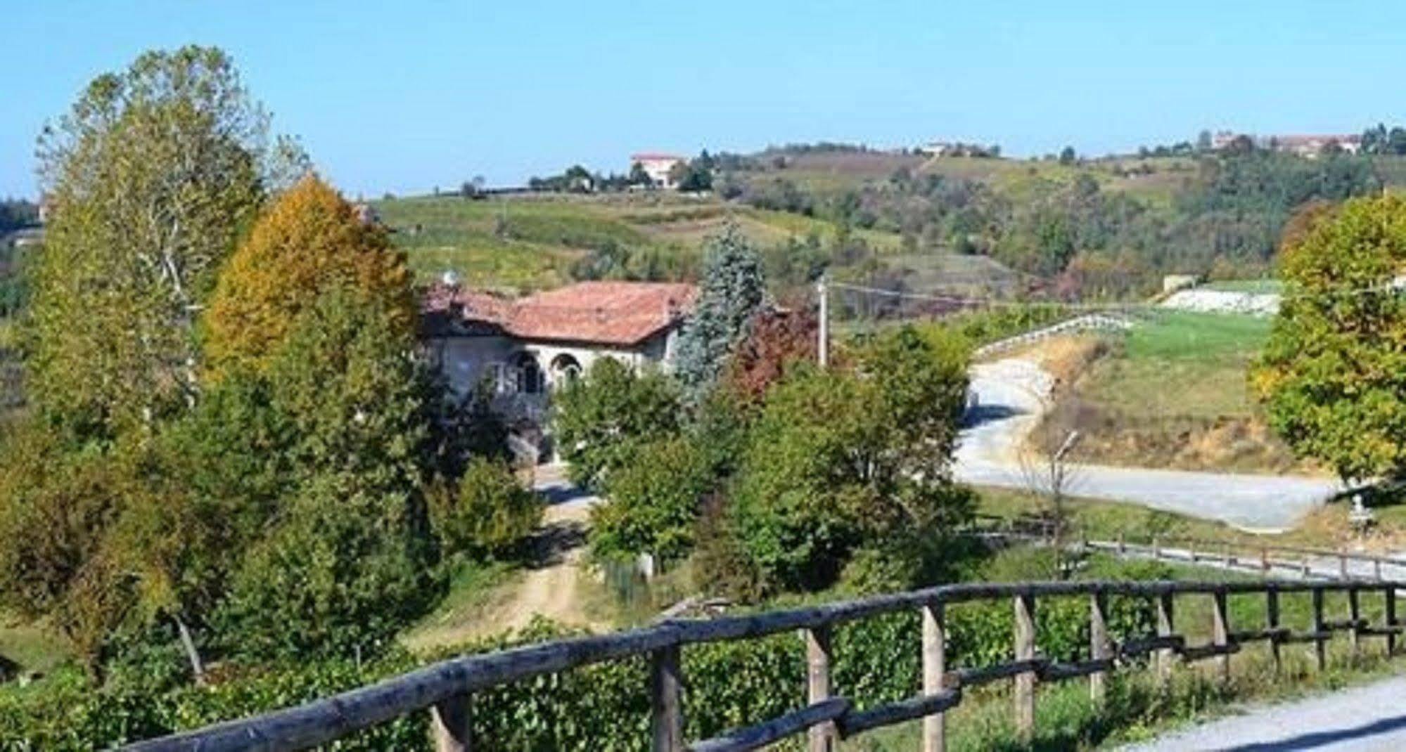 Agriturismo Costa Dei Platani Acqui Terme Exterior foto